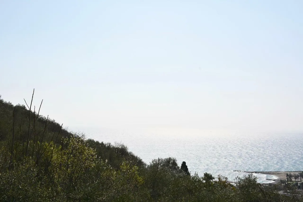 Villa La Torretta Imperia 0*,  Italia
